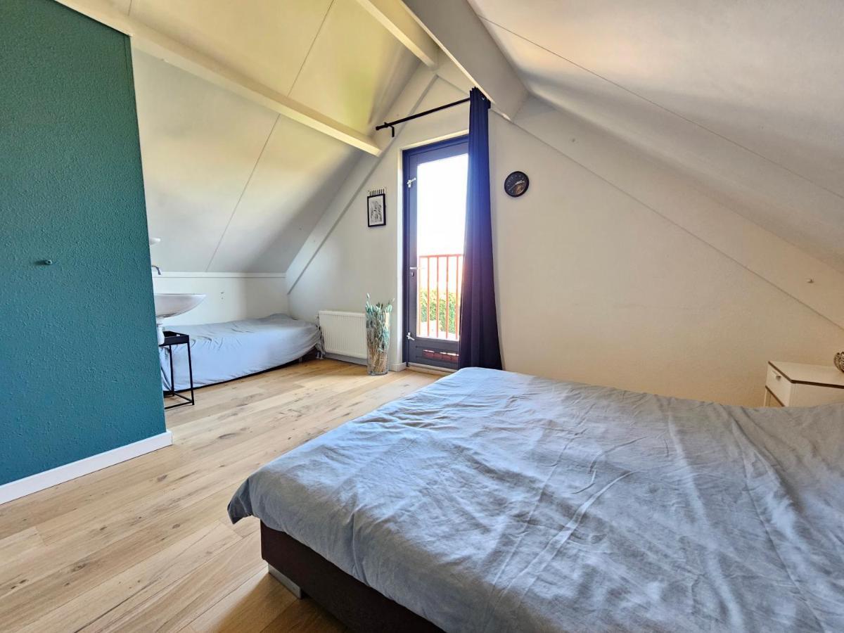 7 Person House With Garden, Firepit, Swimming Lake, Hammock, Child Friendly, In- And Outside Playground, Slide, And Great Coffee Ewijk 외부 사진