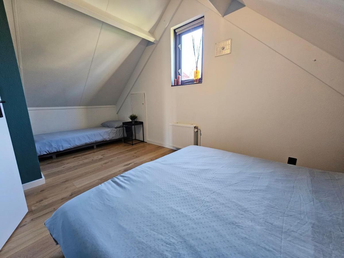 7 Person House With Garden, Firepit, Swimming Lake, Hammock, Child Friendly, In- And Outside Playground, Slide, And Great Coffee Ewijk 외부 사진